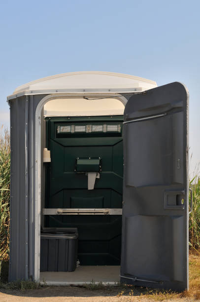 Best Portable bathroom rental  in Lake Clarke Shores, FL
